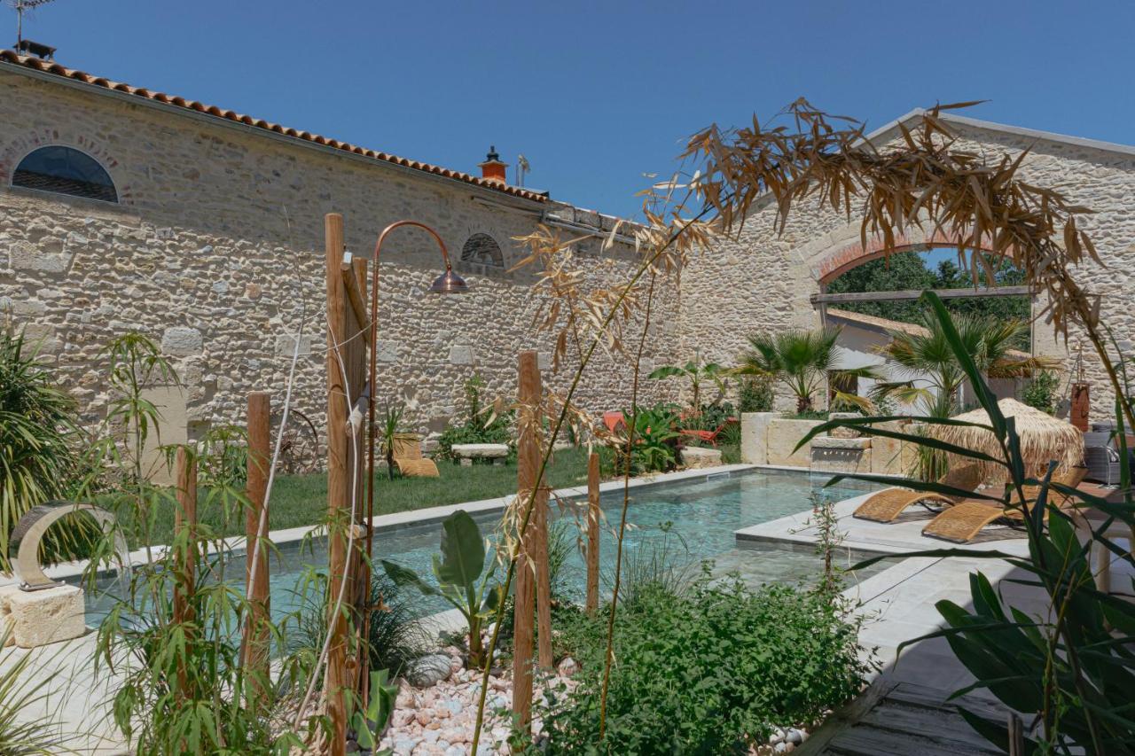 Le Mas De Fanfan Le Cailar Exterior photo